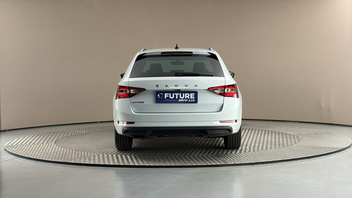 Škoda Superb - 5