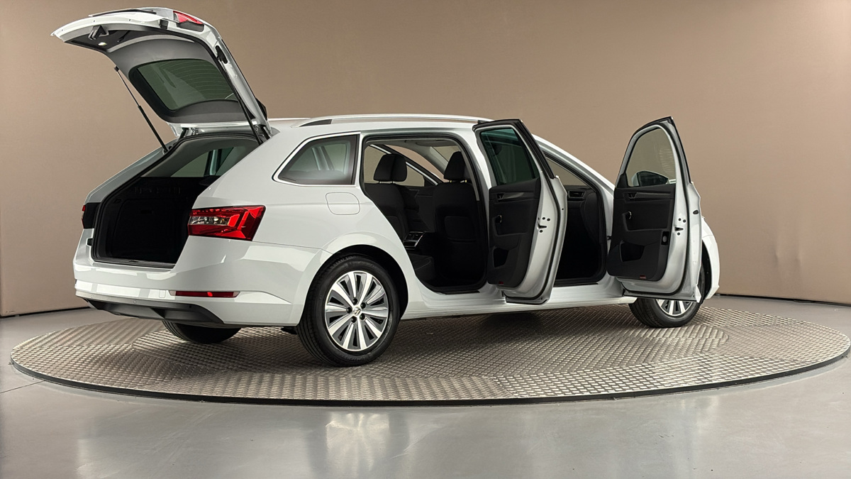 Škoda Superb - 6
