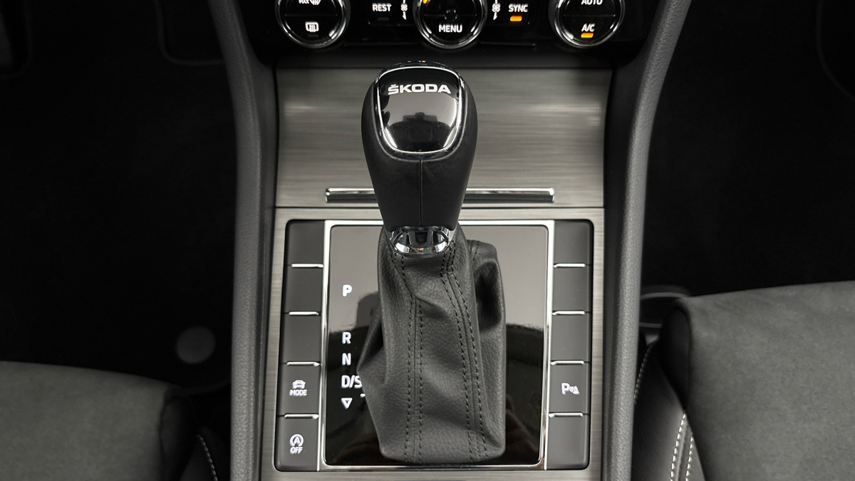 Škoda Superb - 24