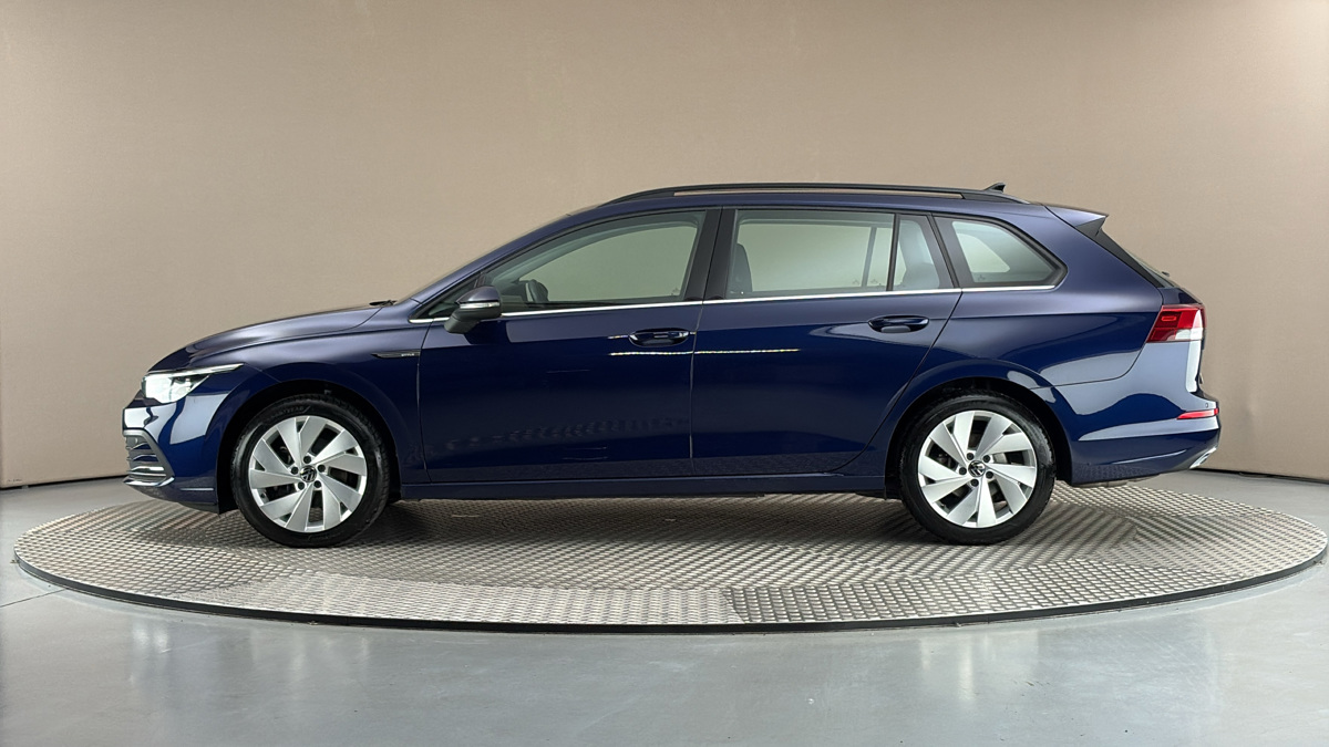 Volkswagen Golf - 4