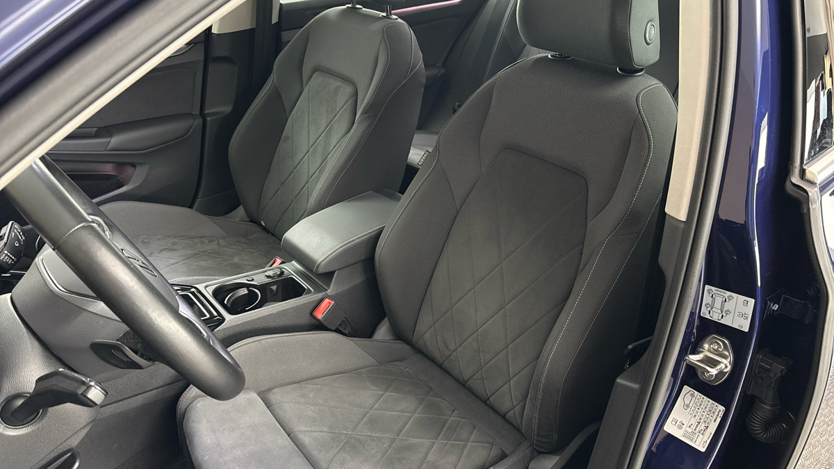 Volkswagen Golf - 15