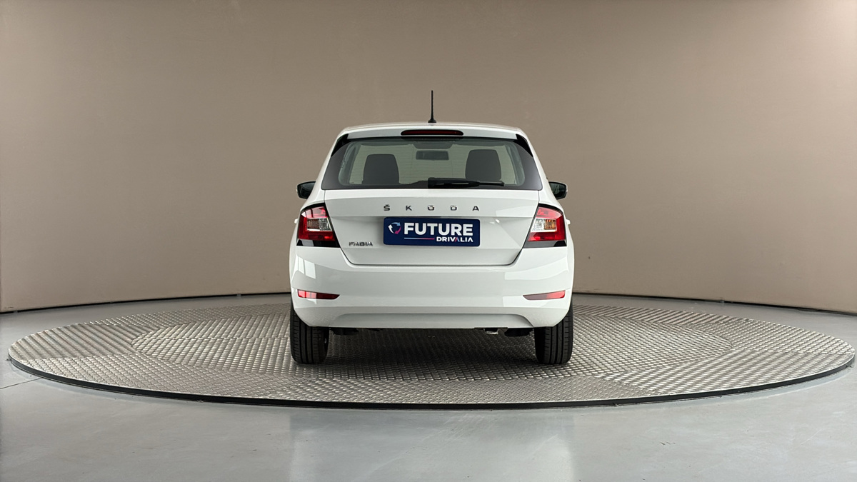 Škoda Fabia - 5
