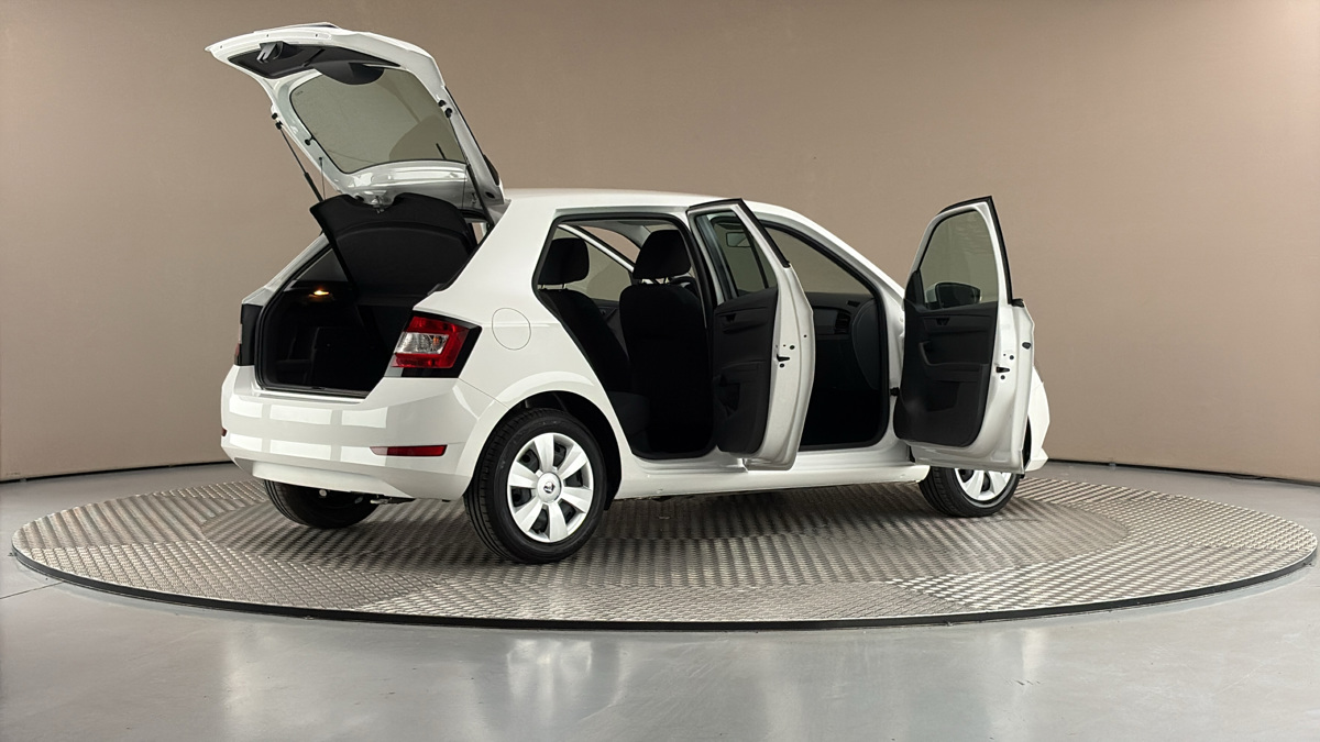 Škoda Fabia - 6