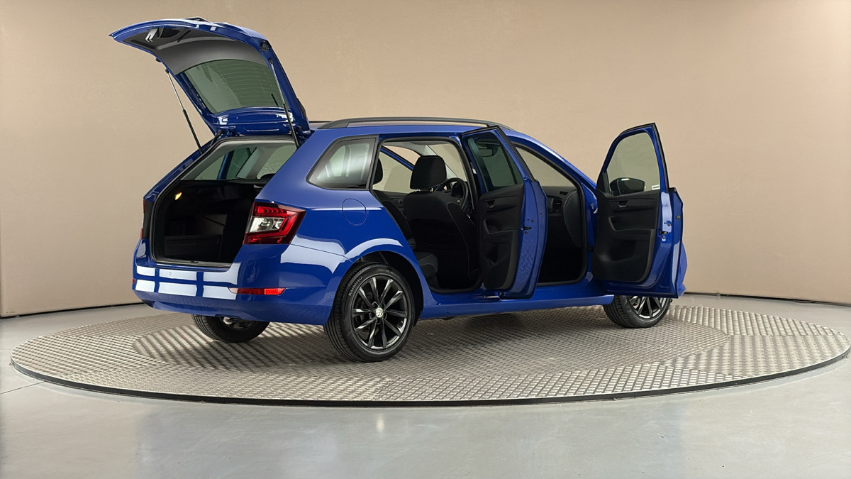 Škoda Fabia - 6