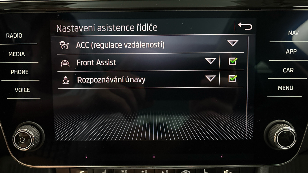 Škoda Superb - 26