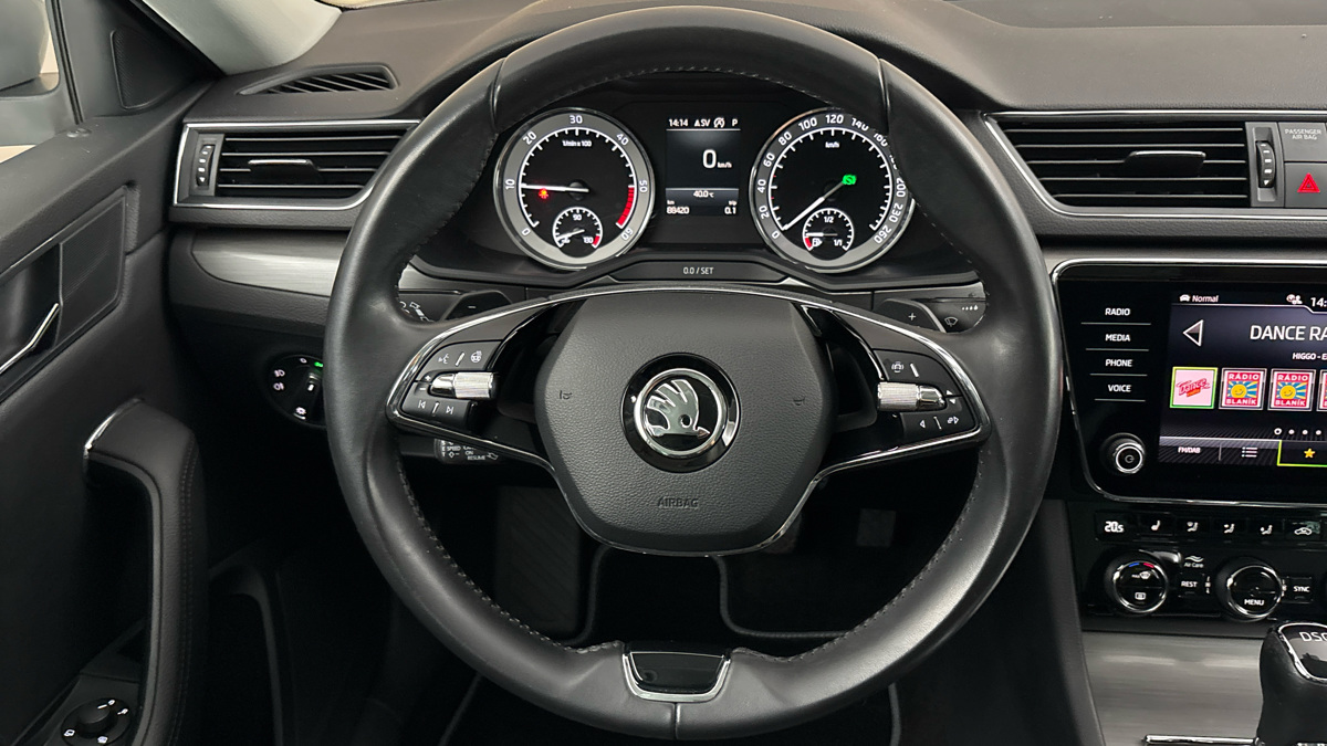 Škoda Superb - 9
