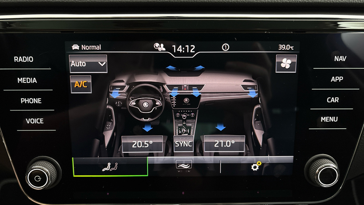 Škoda Superb - 28