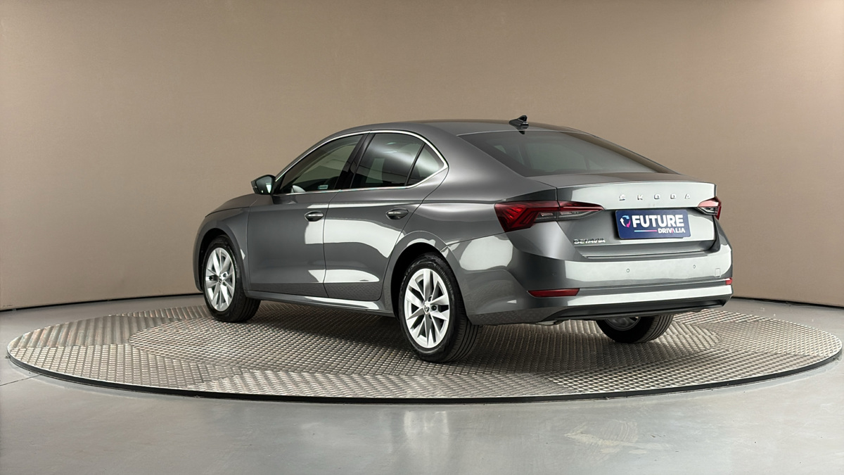Škoda Octavia - 2