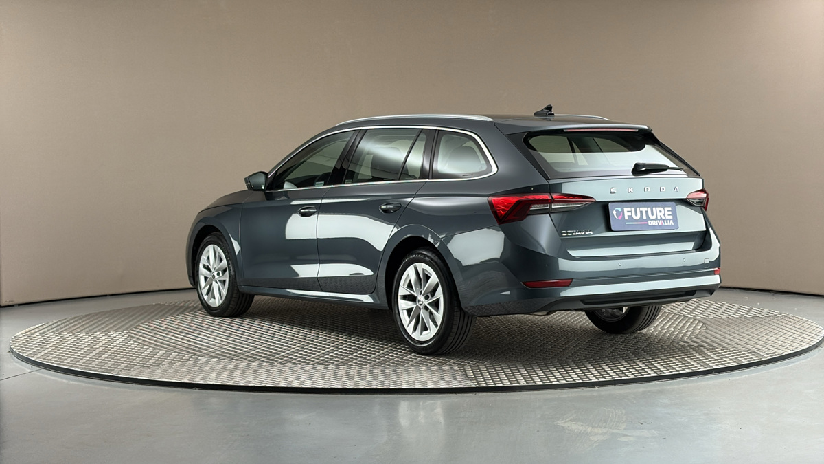 Škoda Octavia - 2
