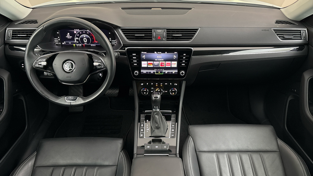 Škoda Superb - 8