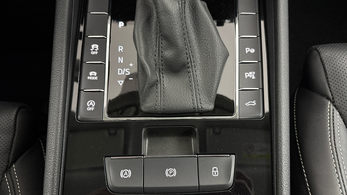 Škoda Superb - 28