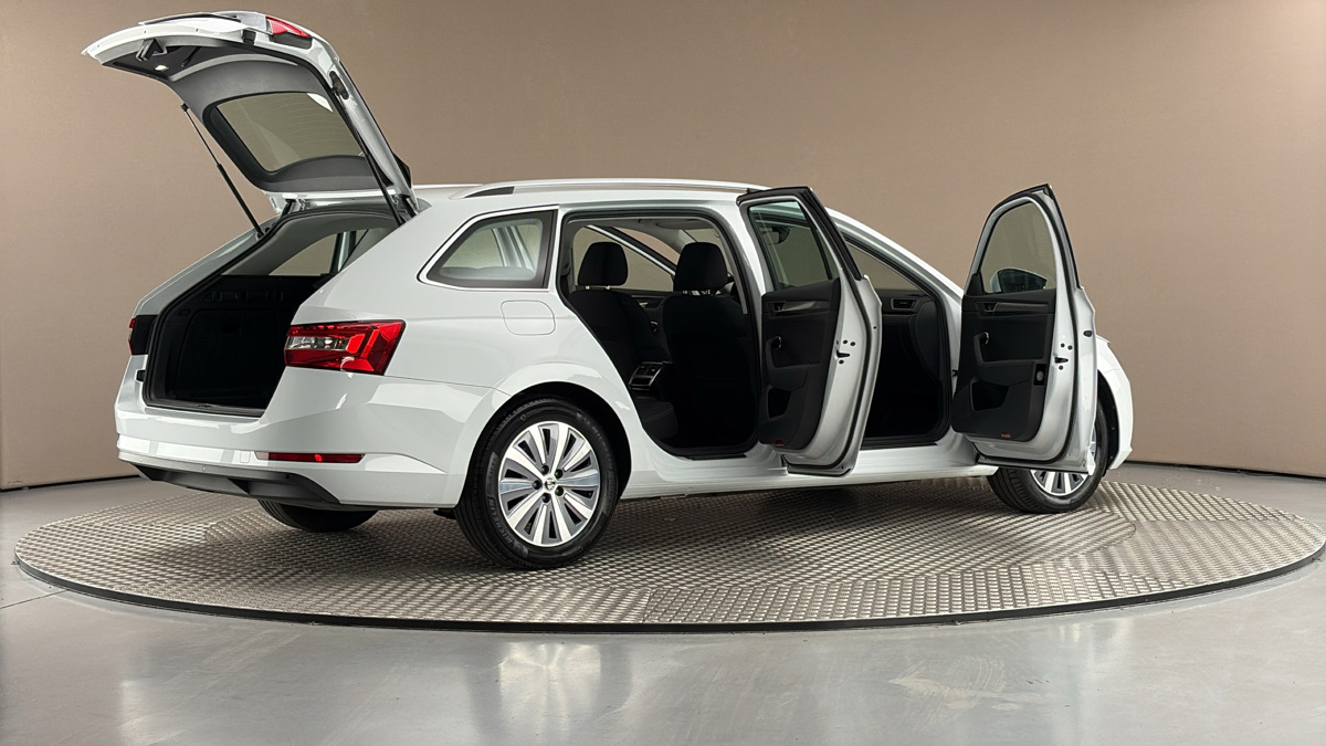 Škoda Superb - 6