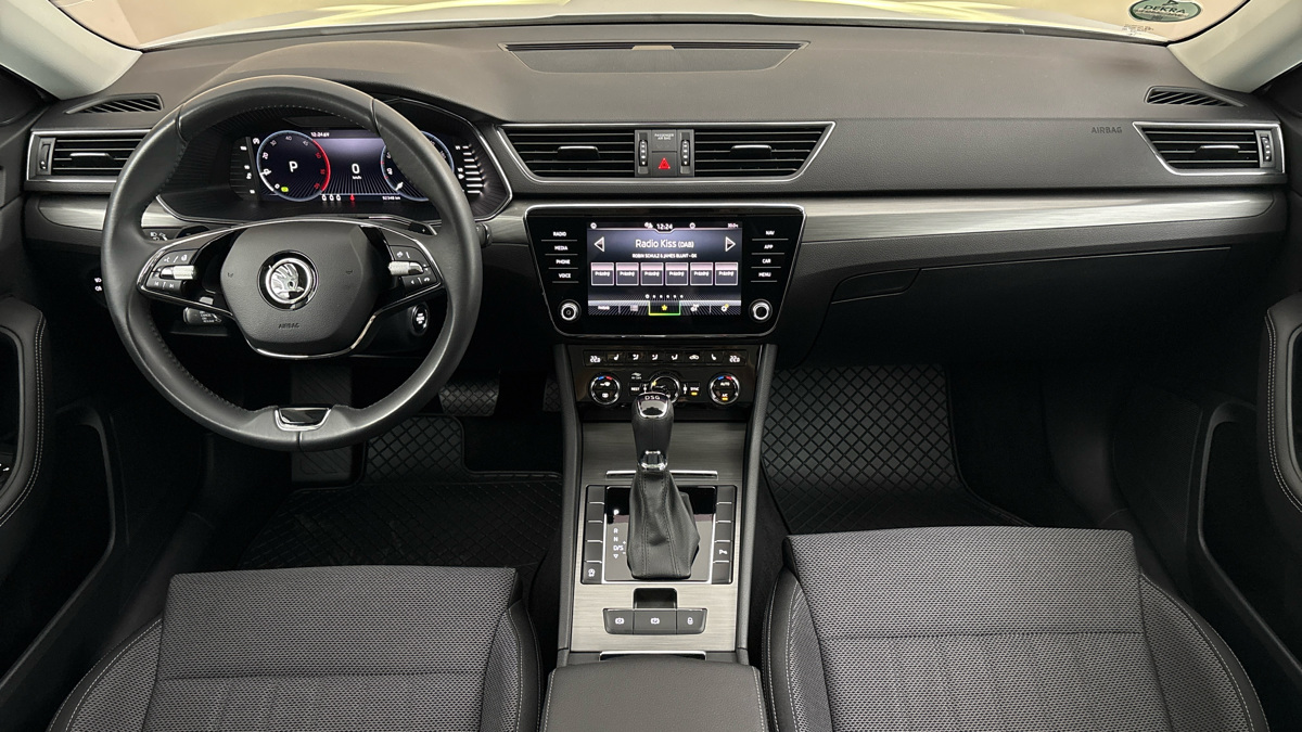 Škoda Superb - 8