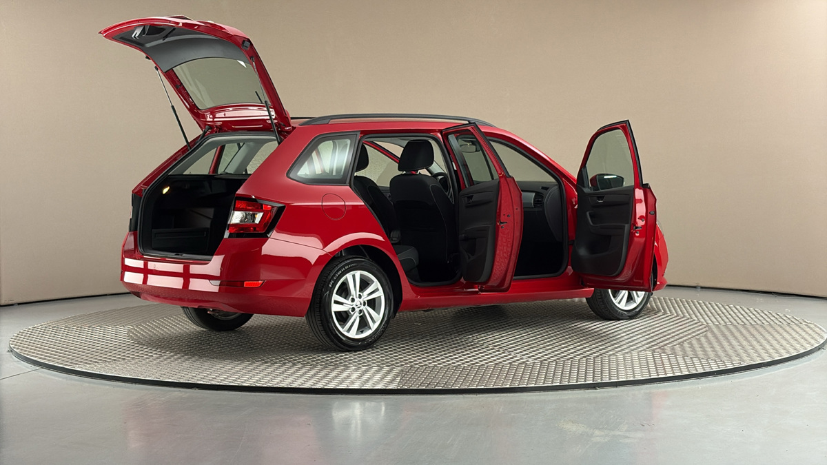 Škoda Fabia - 6