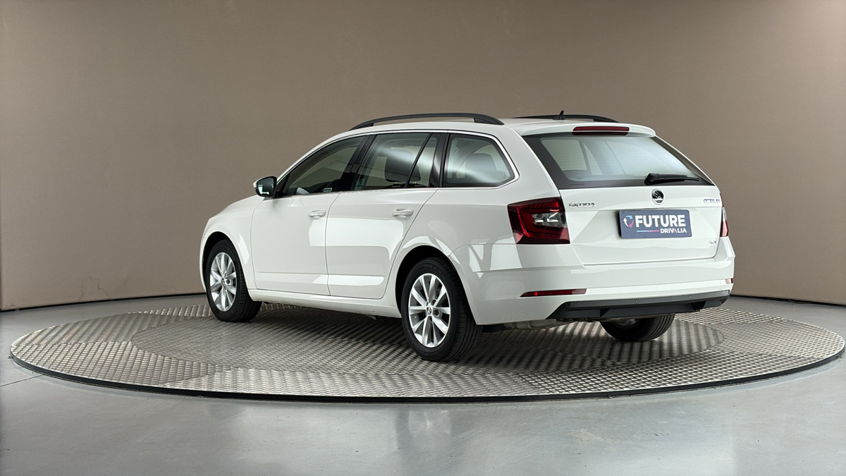 Škoda Octavia - 2