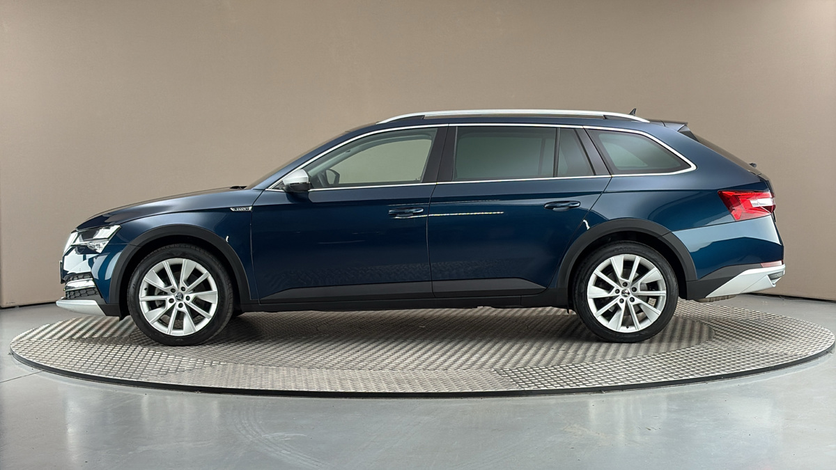 Škoda Superb - 4