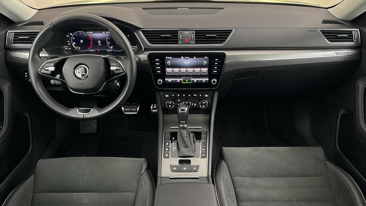 Škoda Superb - 8