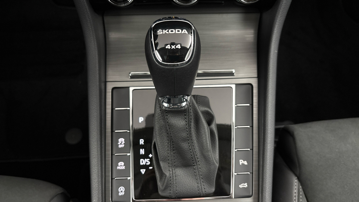 Škoda Superb - 27