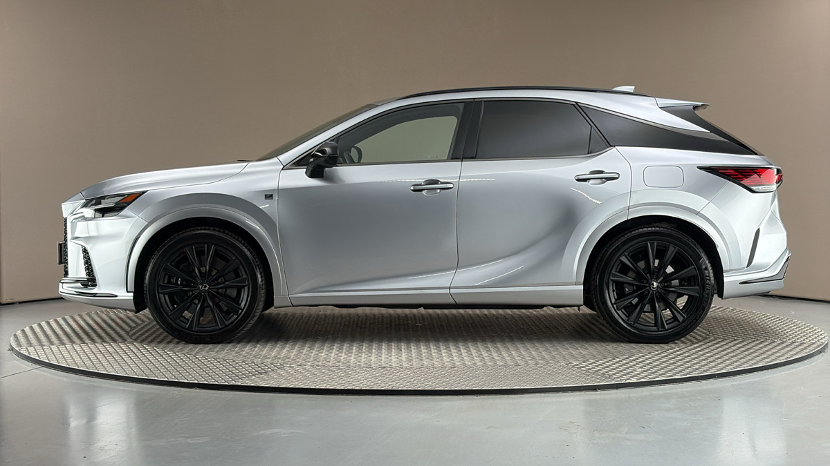 Lexus RX - 4
