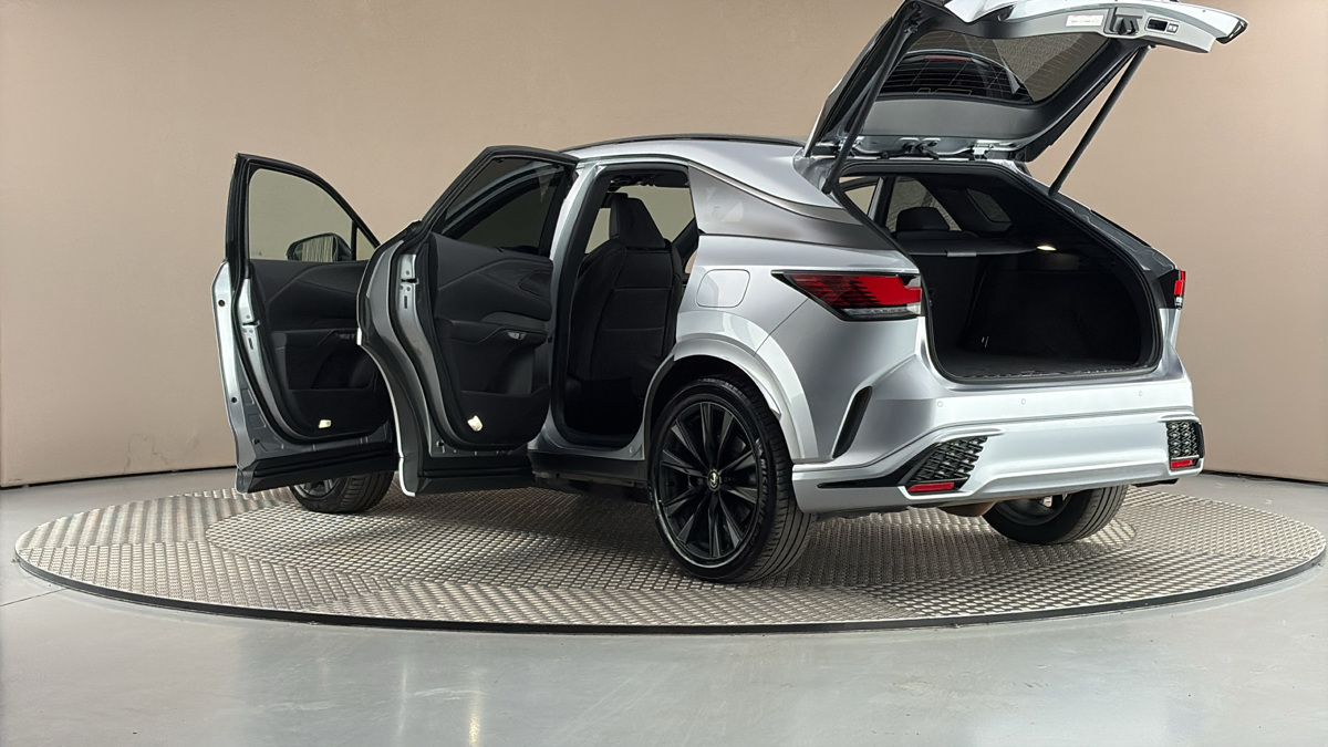 Lexus RX - 7