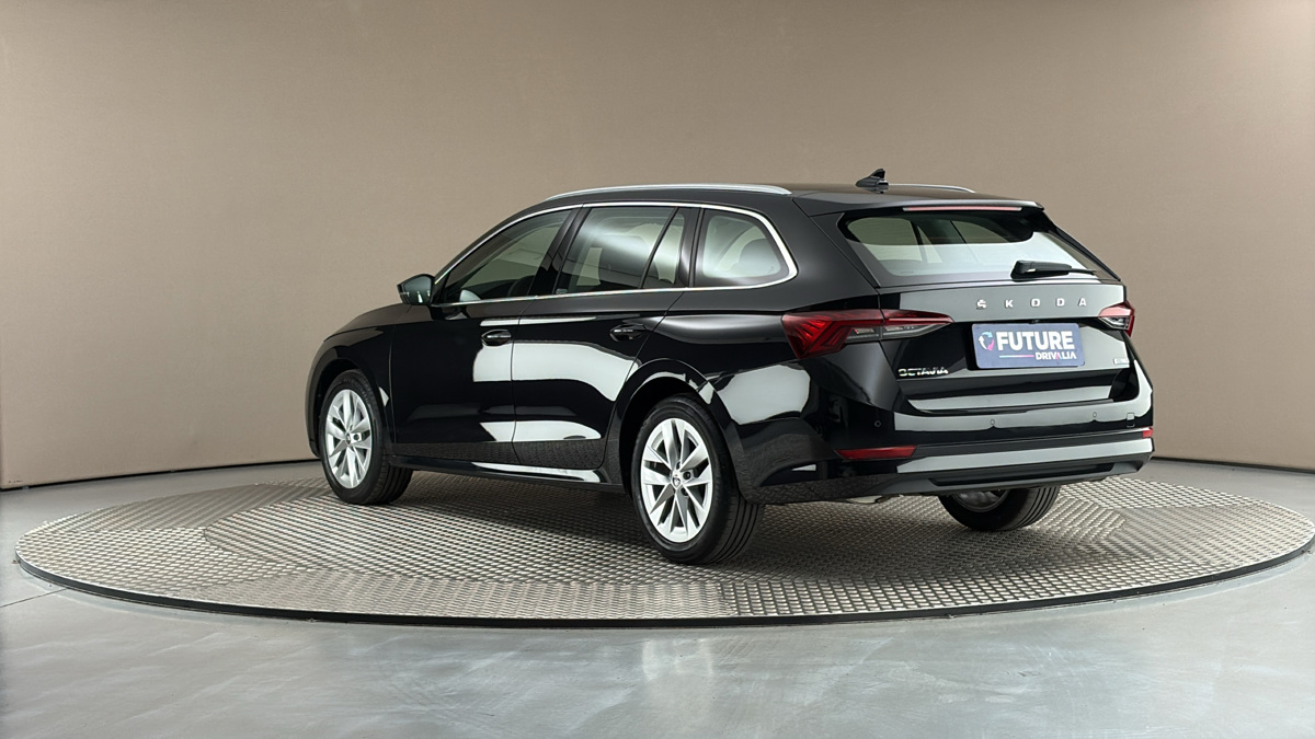 Škoda Octavia - 2
