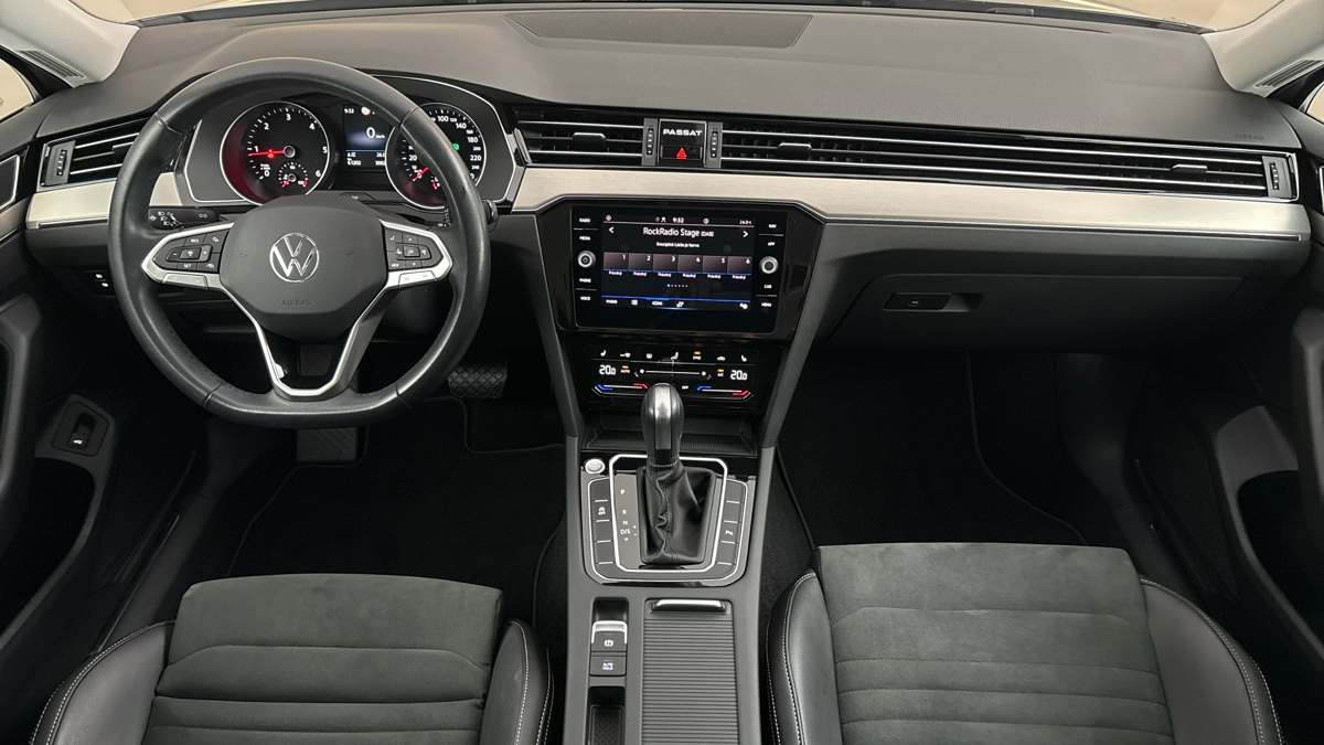 Volkswagen Passat - 8