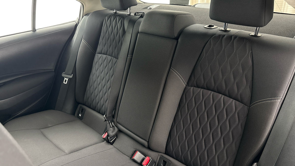 Toyota Corolla - 16