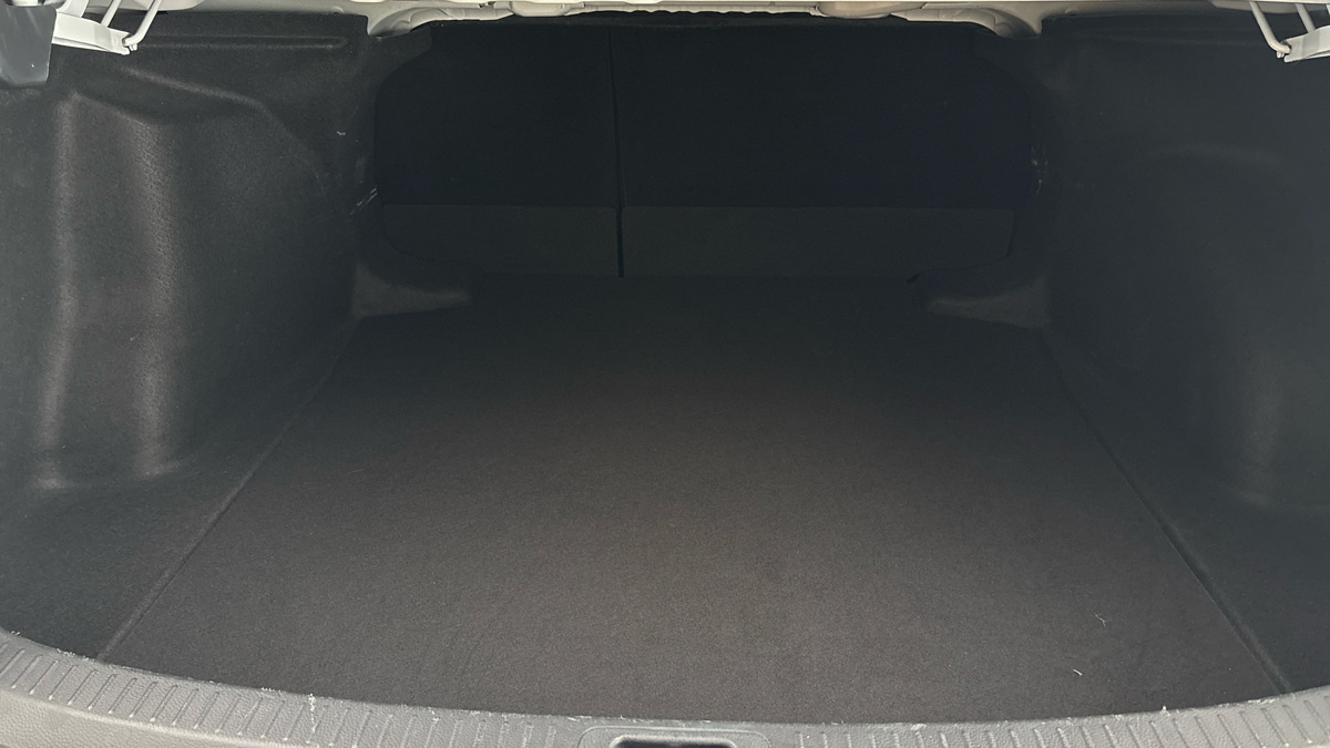 Toyota Corolla - 17