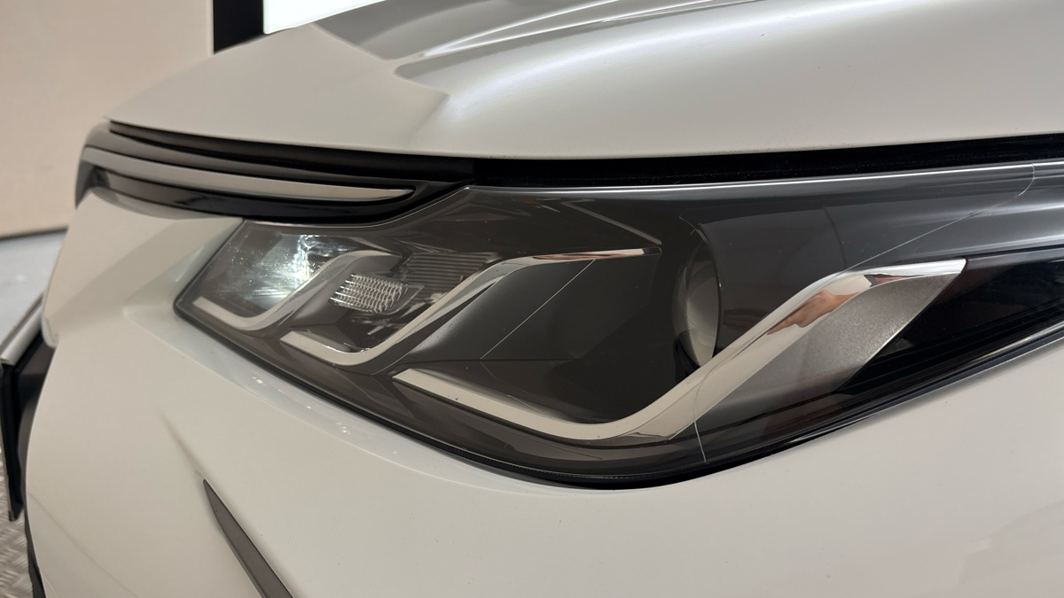Toyota Corolla - 18