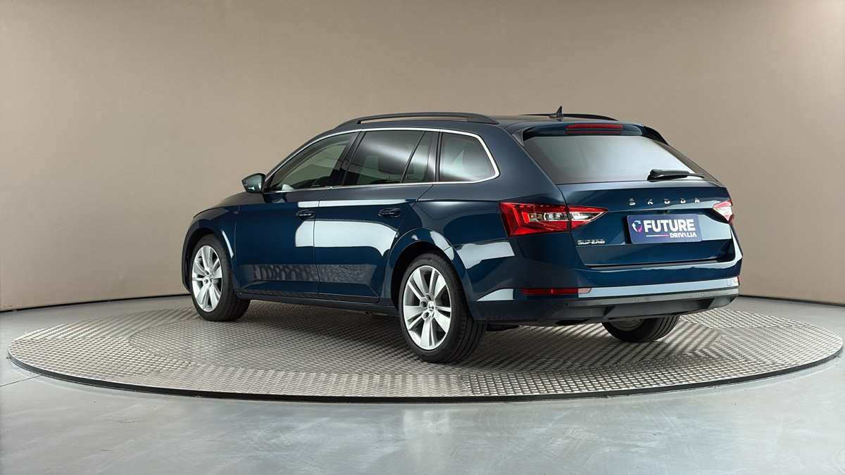 Škoda Superb - 2