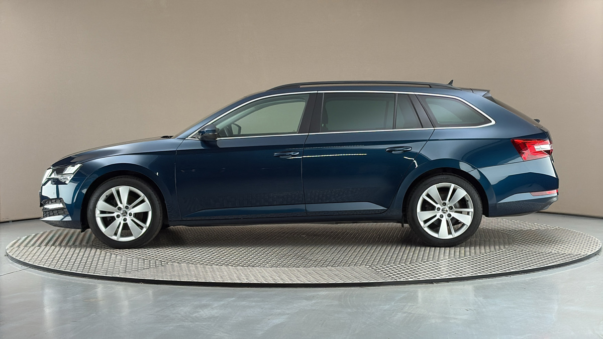 Škoda Superb - 4