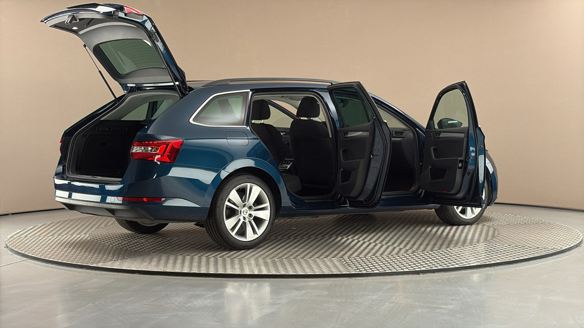 Škoda Superb - 6