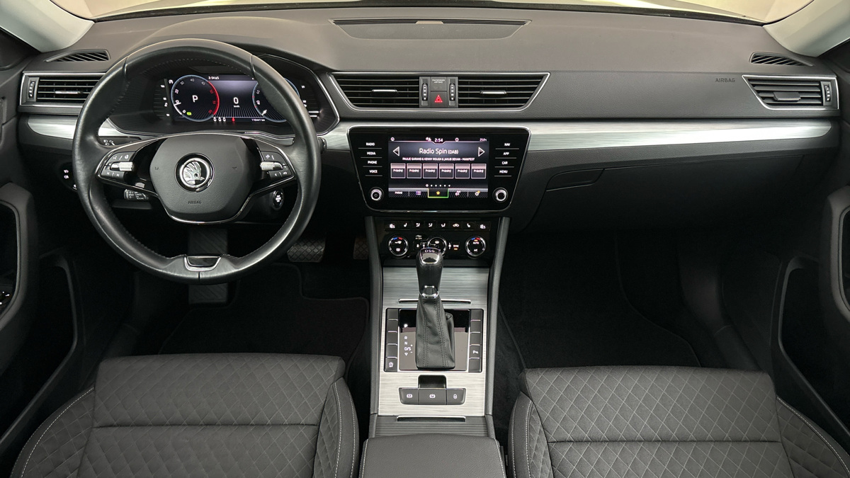 Škoda Superb - 8