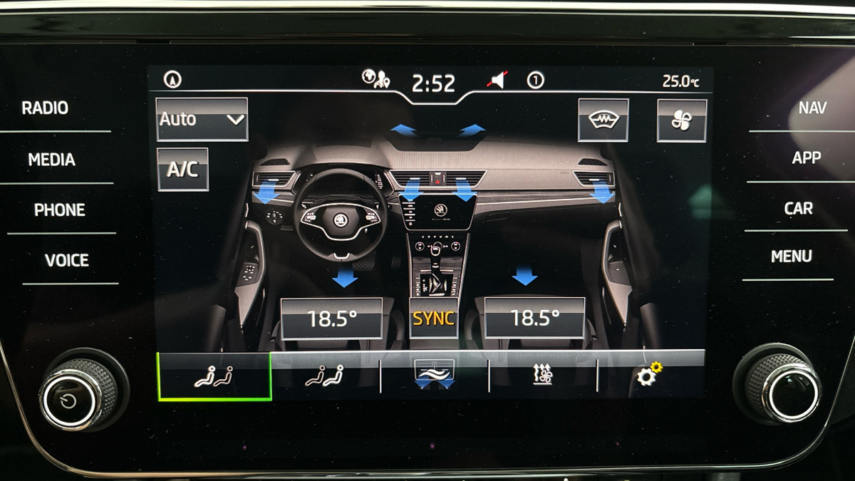 Škoda Superb - 24