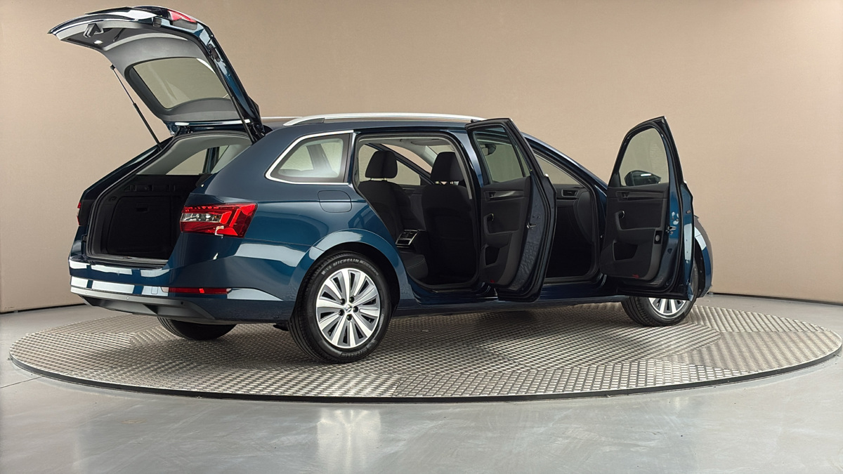 Škoda Superb - 6