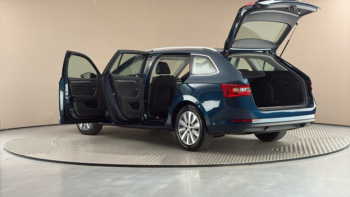 Škoda Superb - 7