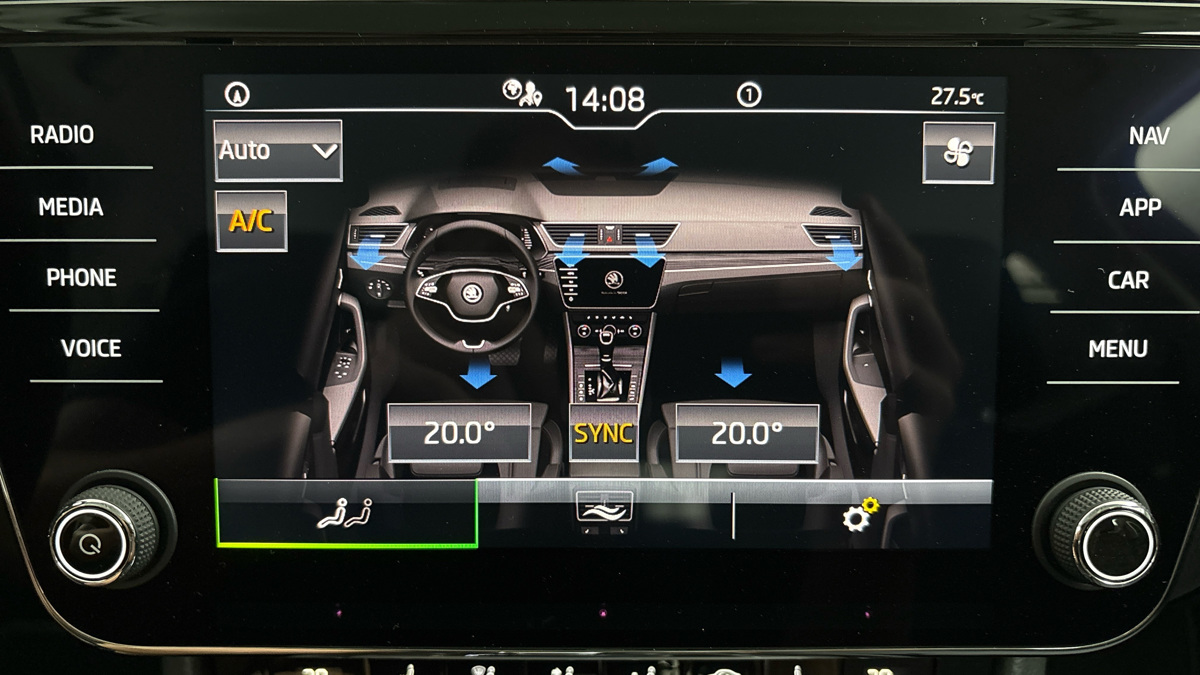 Škoda Superb - 25