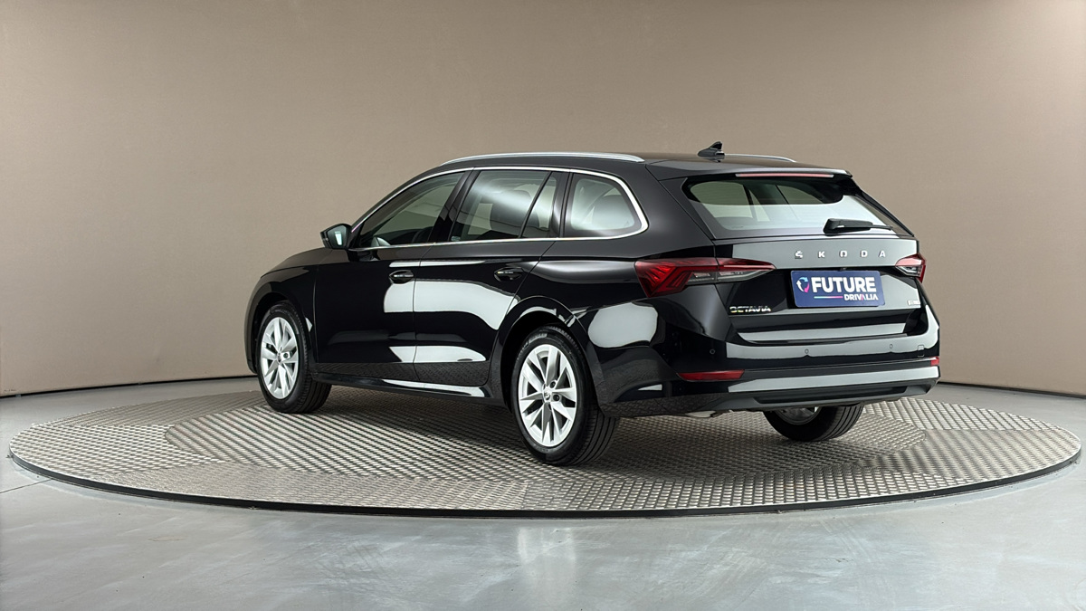 Škoda Octavia - 2