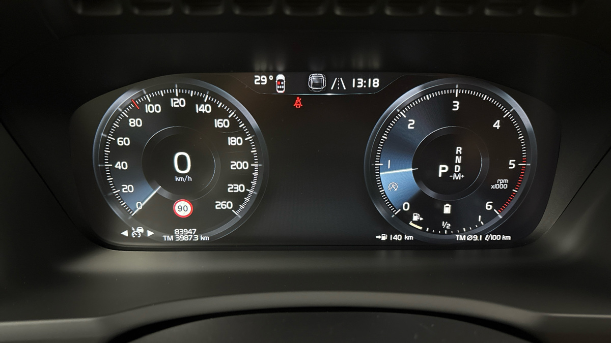 Volvo XC90 - 10