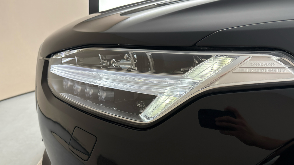 Volvo XC90 - 18