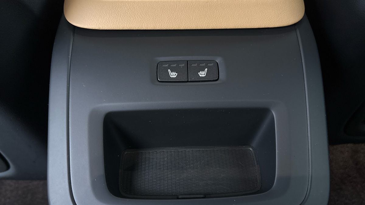Volvo XC90 - 24