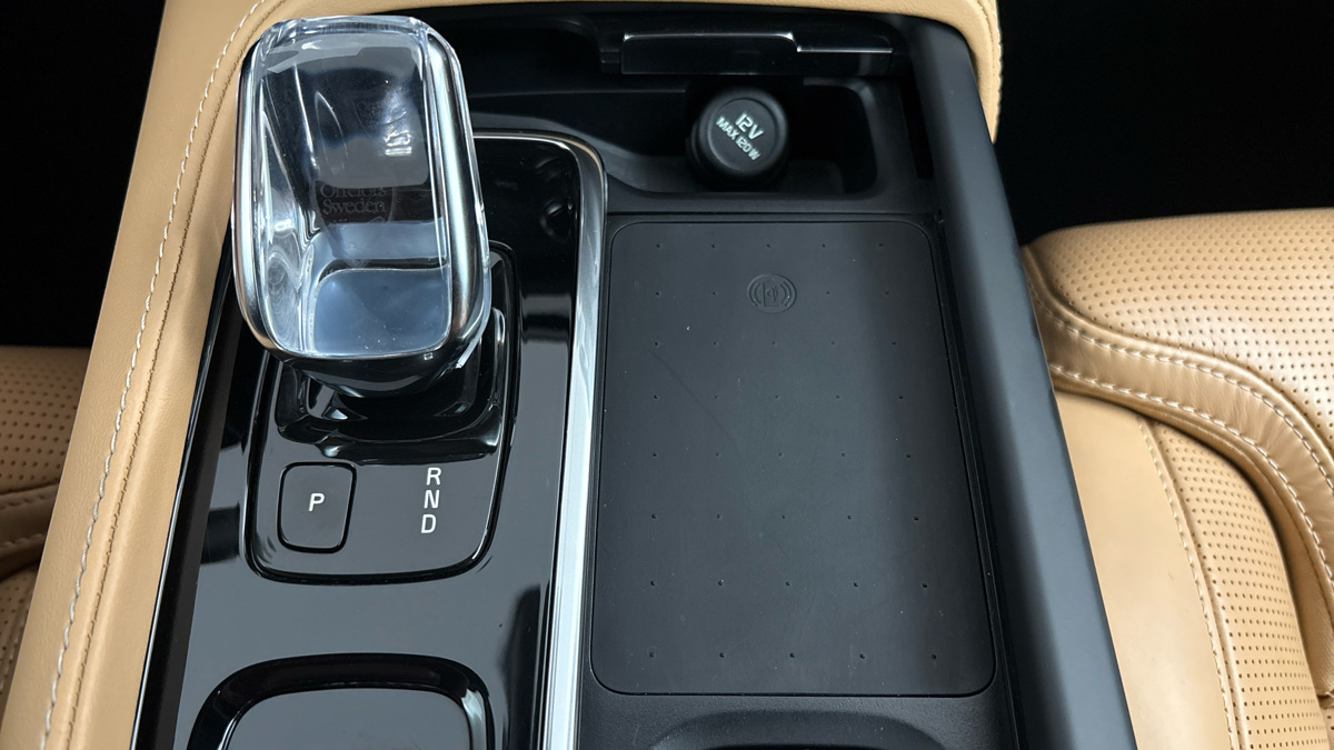Volvo XC90 - 26