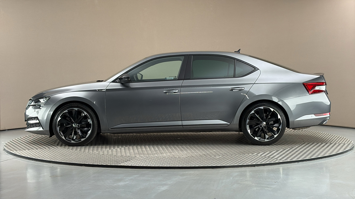 Škoda Superb - 4
