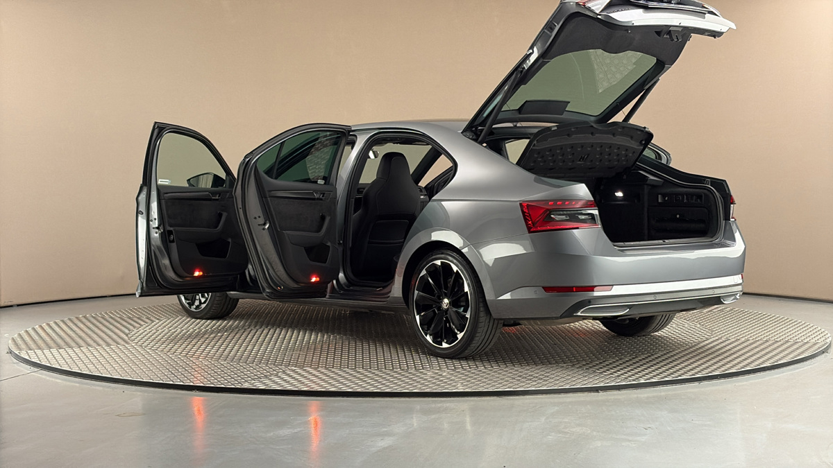 Škoda Superb - 7