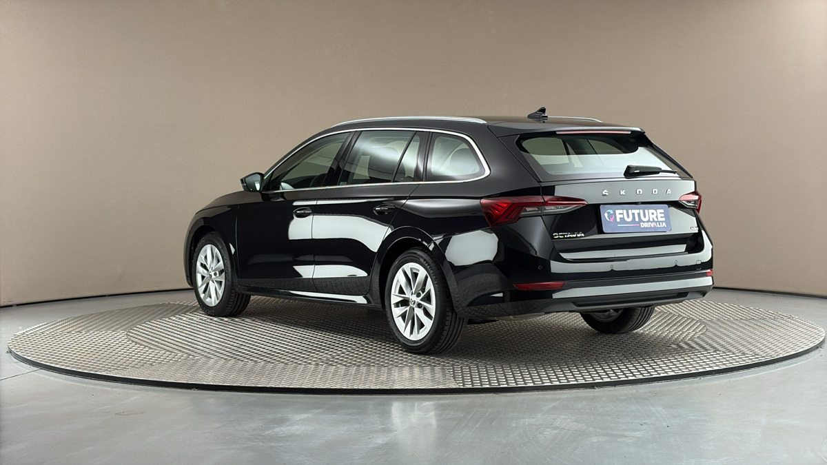 Škoda Octavia - 2