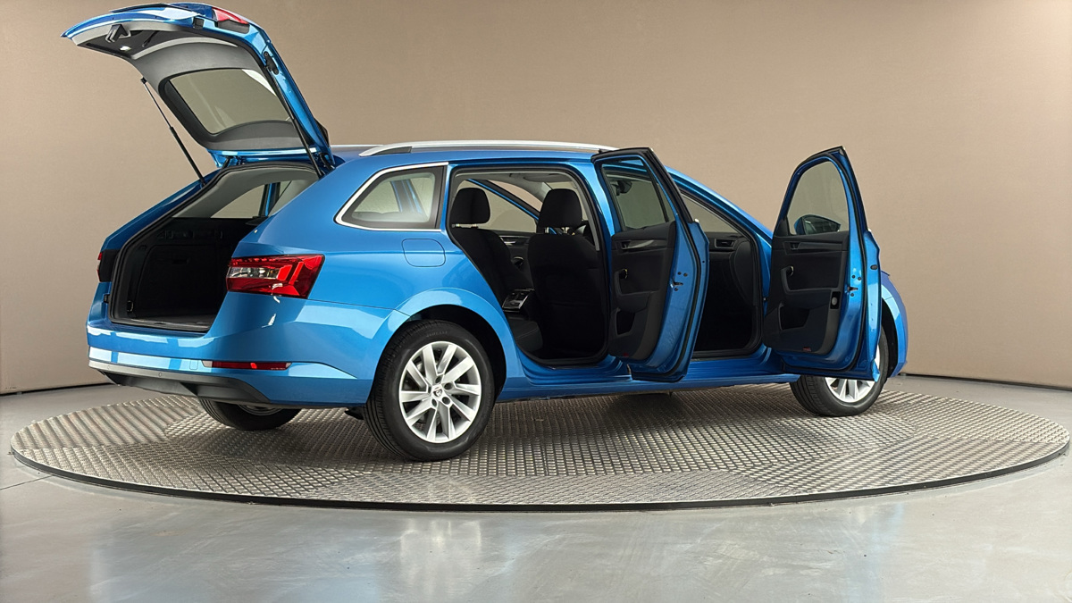 Škoda Superb - 6