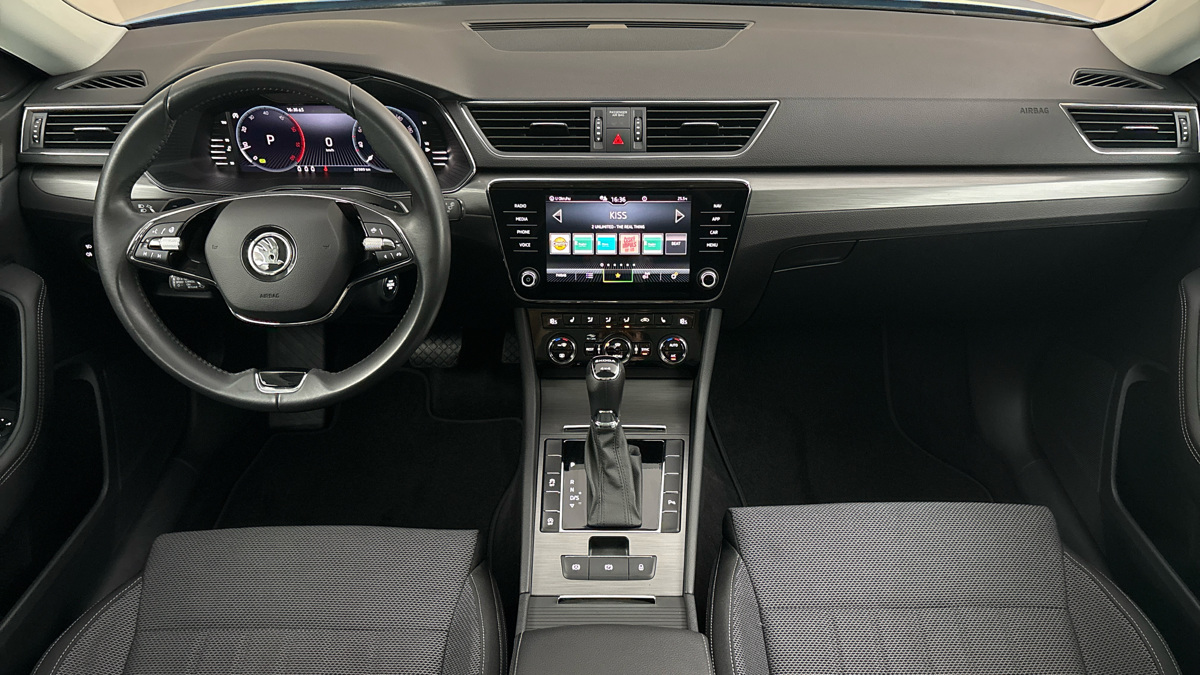 Škoda Superb - 8
