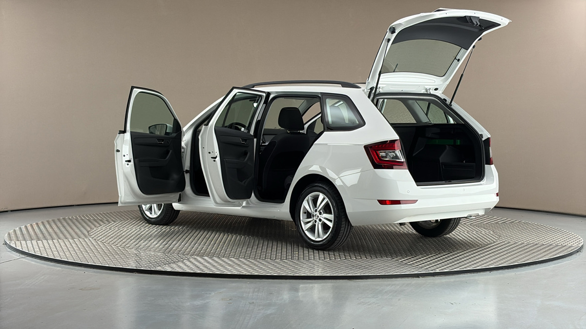 Škoda Fabia - 7