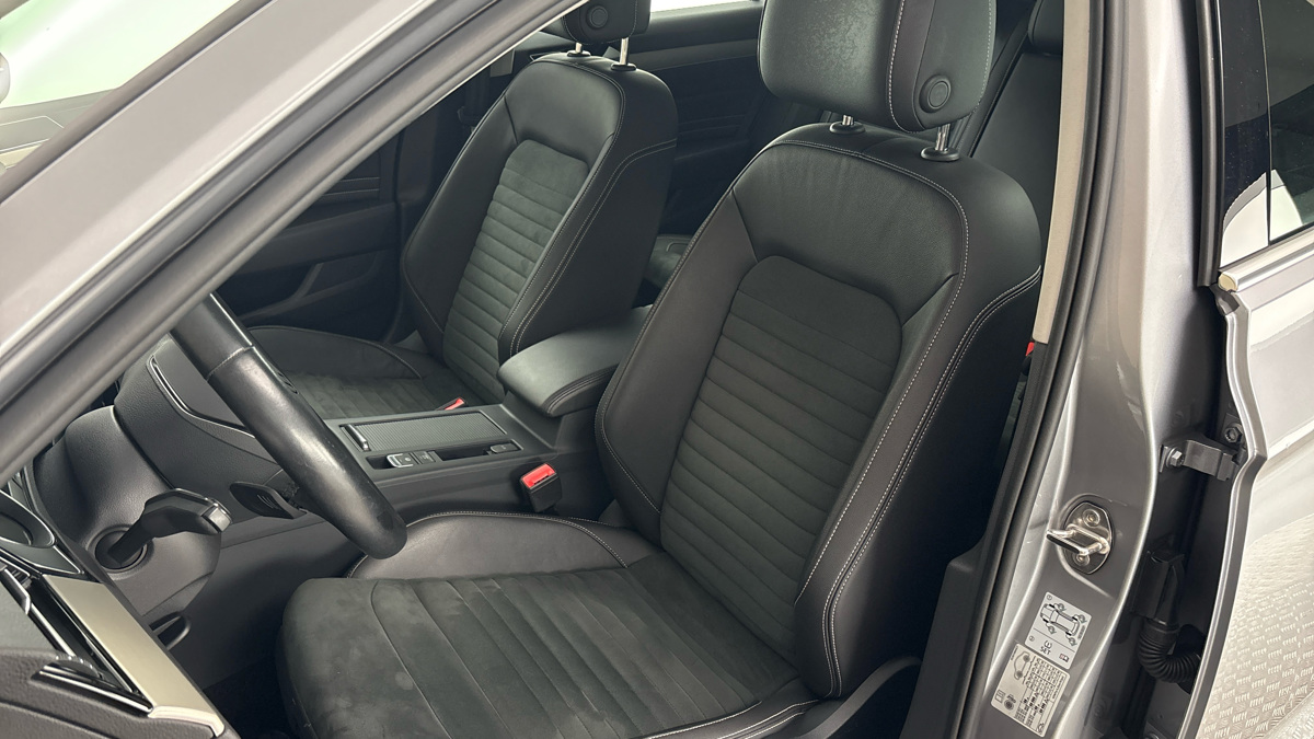 Volkswagen Passat - 15
