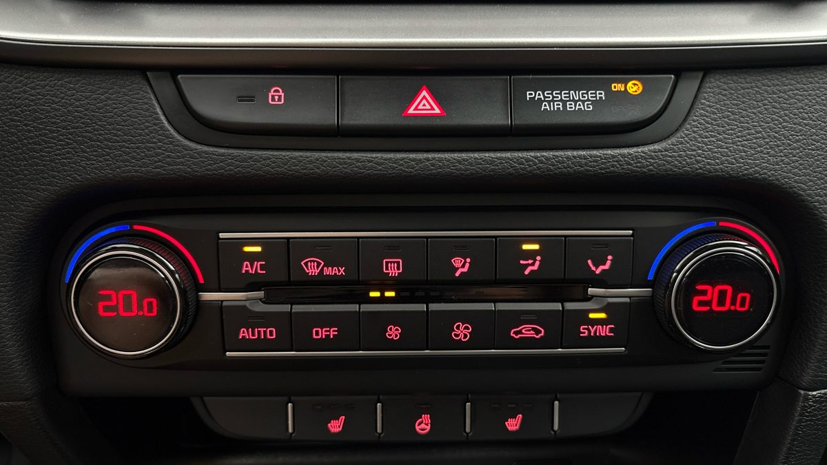 Kia Ceed - 13